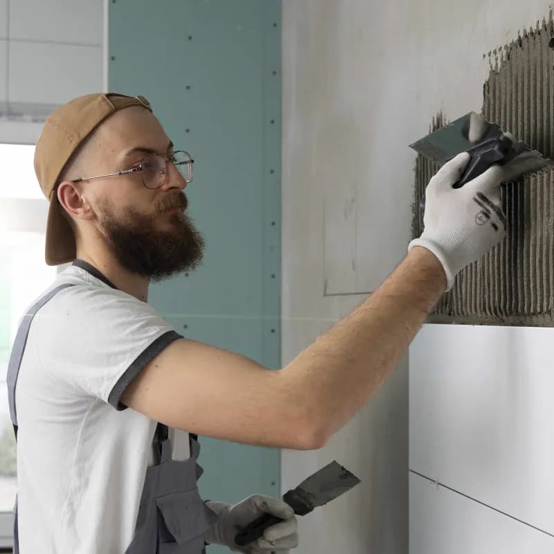 Полагане на плочки по стени