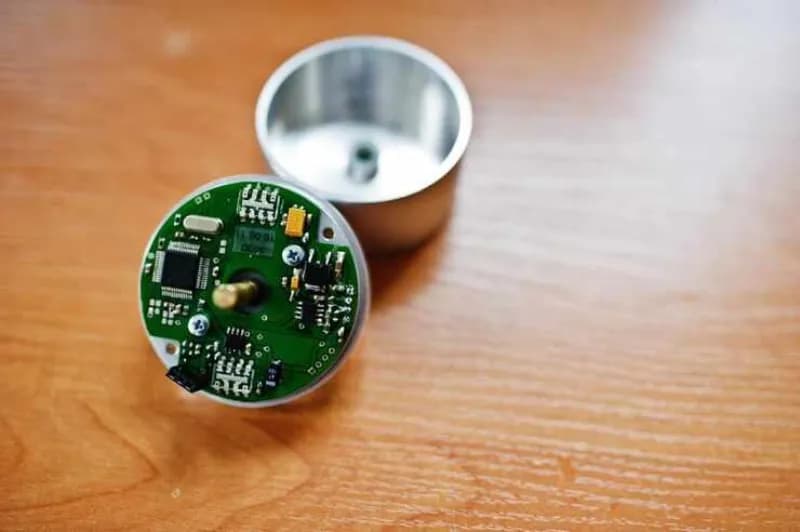 Изработка на изгубени чипове