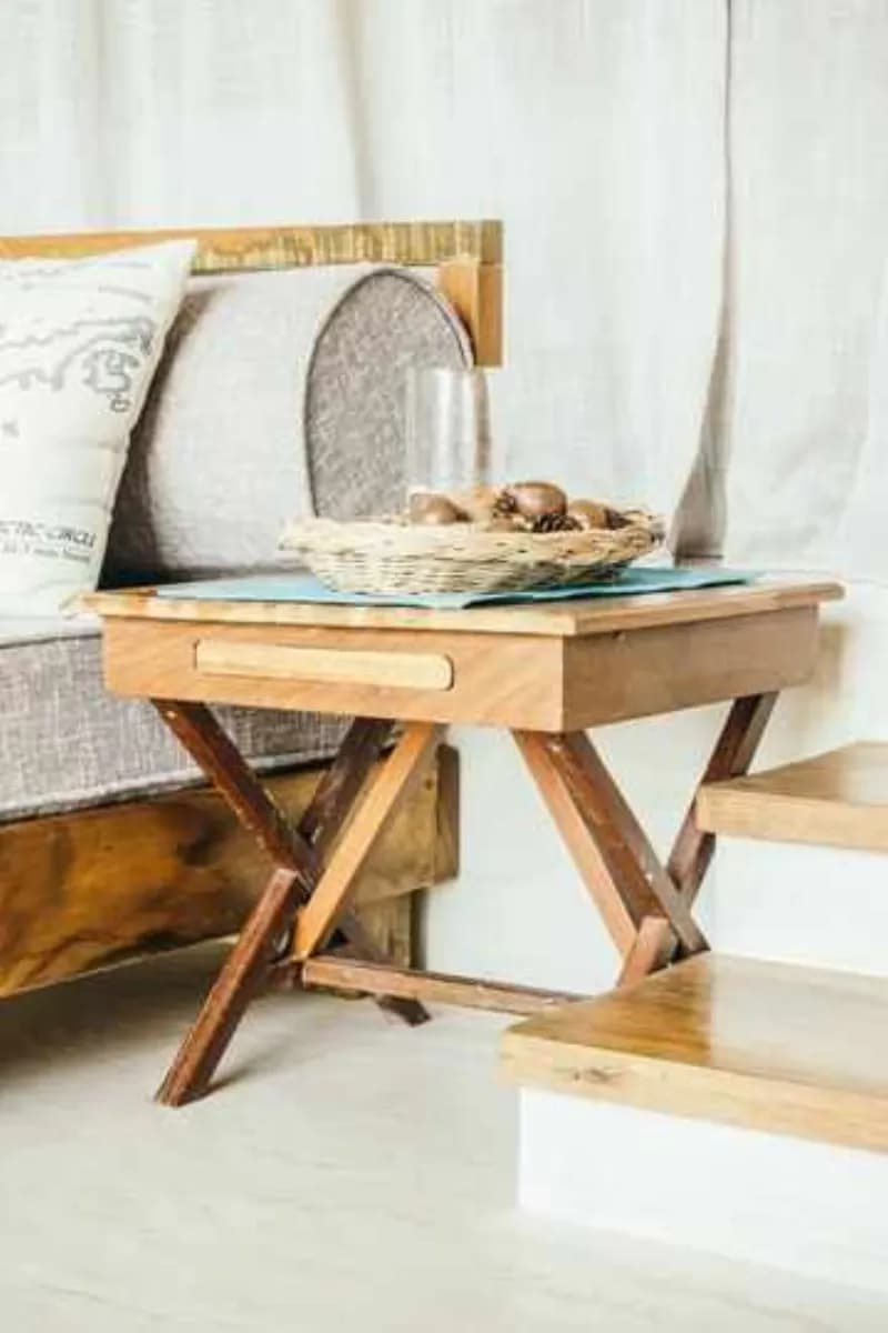 Сглобяване на скринове и нощни шкафчета