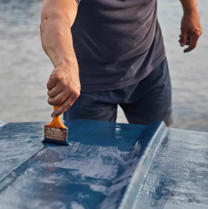 Грундиране на основата с битумен грунд