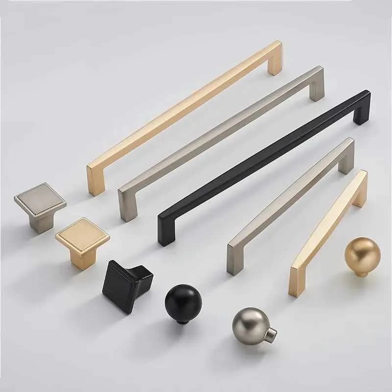 Монтаж на мебелни аксесоари