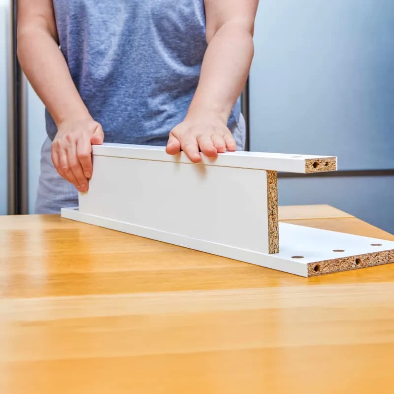 Монтаж на декоративни плоскости (мебели)